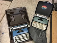 Lot of 2: hard case vintage typewriter Smith & Cor