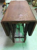 Drop leaf gate leg table with drawer