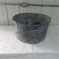 Galvanized round wash tub
