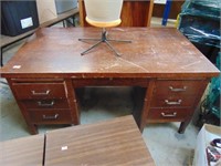 Mid Century Lehigh Leopold Rosewood Desk