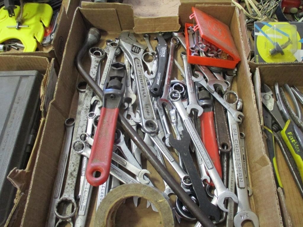 wrenches/ sockets/ & more