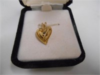 14 K Gold Heart Pendant