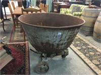 INDUSTRIAL CAST IRON MIXING BOWL