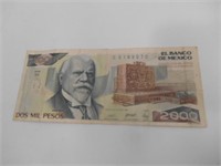 Dos Mil Pesos Currancy March 1989