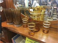 AMBER GLASS JUG , GLASSES & 2 VASES