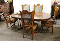 Keller Mfg. Dining Set with 5 Chairs