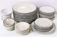Selection of Dinnerware and Small Bowls