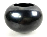 San Ildefonso Maria Poveka Blackware Pottery Vase