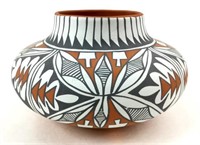 Mary Small Jemez Pueblo Pottery Vessel