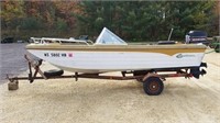 1977 Crestliner Boat w/80hp Merc