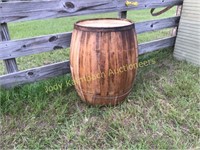 Nice antique 30" wood grain barrel