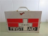 Vintage Metal First Aid Box