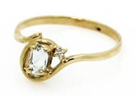 10kt Gold Aquamarine & Diamond Ring