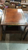Vintage leather top mahogany one drawer end