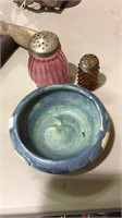 Blue glaze art pottery, amber glass shaker,