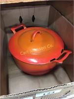 ORANGE CAST IRON POT W/LID