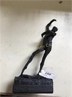 DANCING SCULPTURE