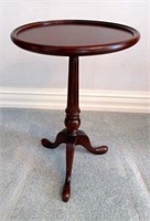 Small Pedestal Plant Stand