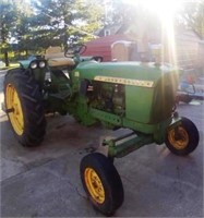 JD 2010 Tractor