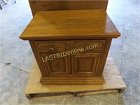 SOLID RANCH OAK WOOD END TABLE / NIGHT STAND