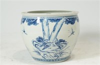 20th cent. Blue & white porcelain fish bowl