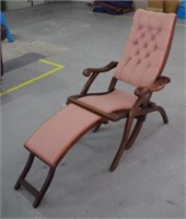 Antique fold away easy chair