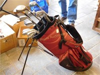 Golf Clubs & OU Golf Caddy