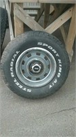 16" Jeep Rim & Soft Tire 235R/75/15