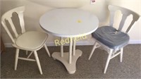 Small Round Table w/ 2 Chairs