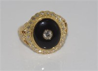 18ct gold, onyx  & diamond ring
