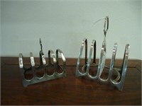 Two silver toast racks, 123g