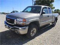 2003 GMC Sierra 2500HD Base