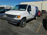 2004 Ford E-Series Van