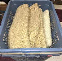 (4) clothes Baskets / Blankets