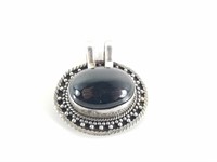 STERLING SILVER LARGE ONYX PENDANT