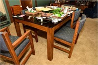 DINING ROOM TABLE W/ 6 CHAIRS