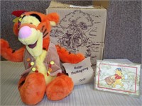 100 ACRE WOODS POOH COLLECTIBLE