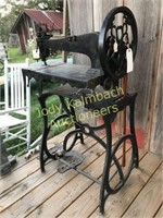1874 Singer Industrial leather sewing machine