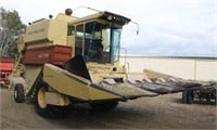 New Holland TR75 Diesel Combine