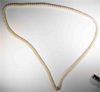 14kt GOLD CLASP & PEARL NECKLACE 16" WHITE PEARLS