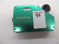 OLYMPUS X-560MP CAMERA (NO CORDS)