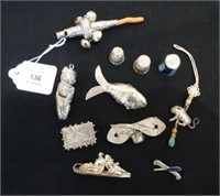 Victorian silver rattle & other items, 70g w