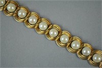 GOLD & PEARL SWIRL LINK BRACELET