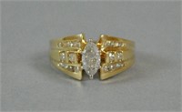 14K DIAMOND RING