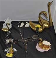 8 ASST SWANS AND SWAN CANDLE HOLDER
