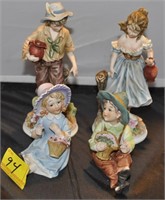 4 FIGURINES