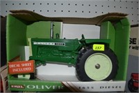 Ertl Oliver 1655 Diesel Tractor