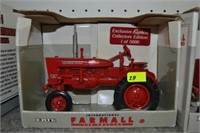 International Farmall 140 Tractor