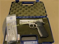 Smith & Wesson Mod: 1076, 10mm, Pistol