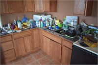 CONTENTS OF KITCHEN ! KT